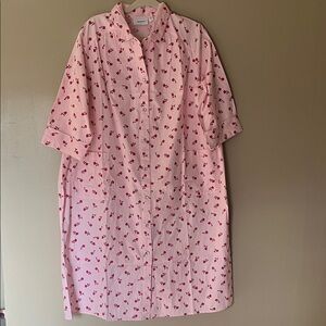Charming Pink Floral Women's Button Down Sleep wear or day dress.